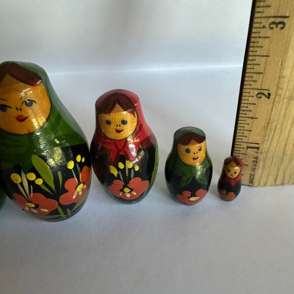 Vintage Russian Nesting Dolls - Picture 4 of 4
